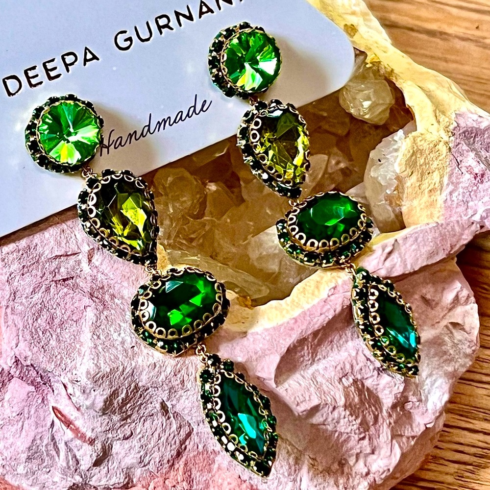 NWT Deepa Gurnani Beaded Crystal Chandeliers - Picture 6 of 14